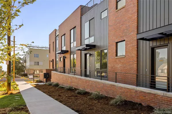 2012 W 46th AVE, Denver, CO 80211