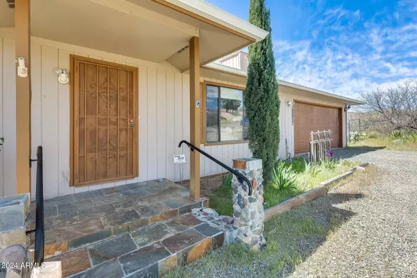 20057 E CLUB Lane, Mayer, AZ 86333