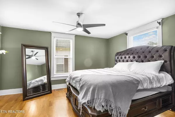 200 Kingwood Rd, Knoxville, TN 37918