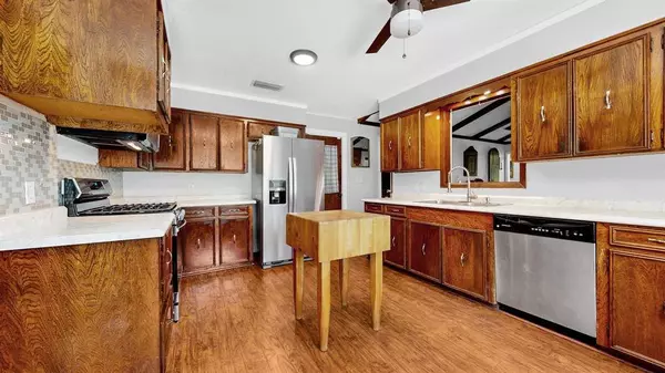 6047 Yarbrough Road, Shreveport, LA 71119