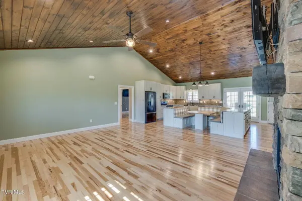 184 Southgate DR, Elizabethton, TN 37643