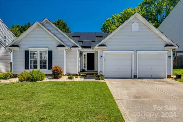 12611 Beddingfield DR, Charlotte, NC 28278