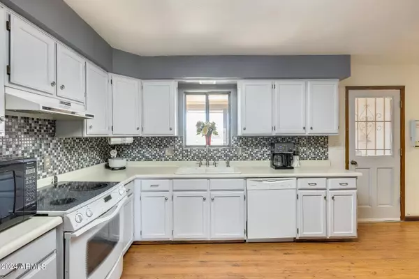 20057 E CLUB Lane, Mayer, AZ 86333