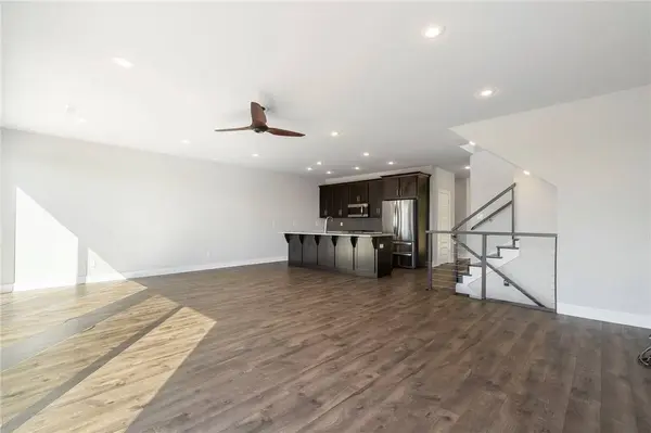 1042 E Huntsville Rd, Fayetteville, AR 72701