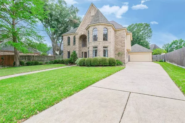 1022 Flagmore DR, Katy, TX 77450