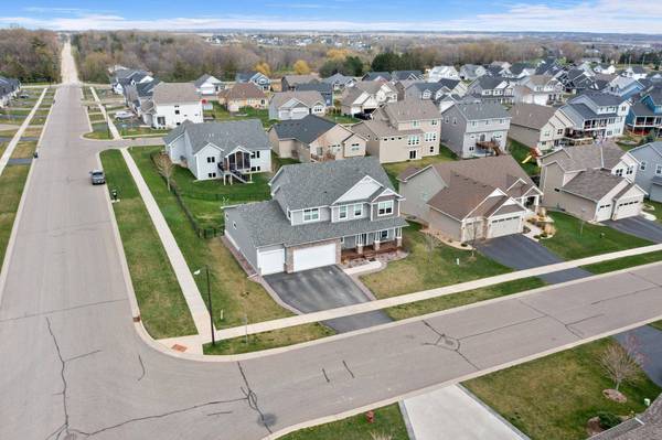 20006 Harvest DR, Lakeville, MN 55044