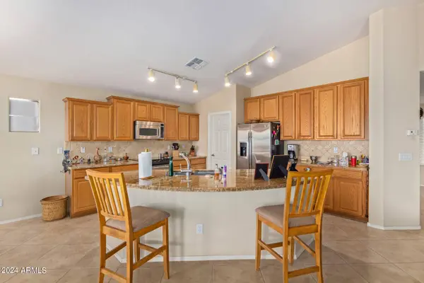 17842 W GELDING Drive, Surprise, AZ 85388
