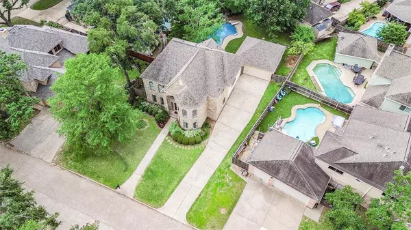 1022 Flagmore DR, Katy, TX 77450