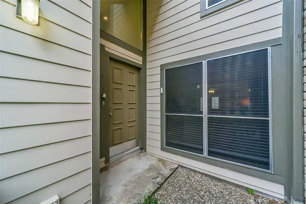 744 Country Place DR #C, Houston, TX 77079