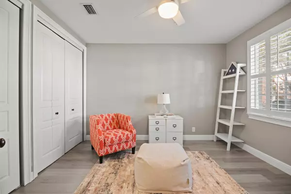 1011 W Heritage Club CIR, Delray Beach, FL 33483