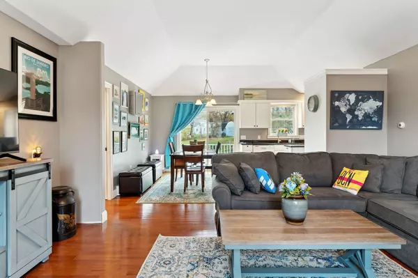 12 Jordan ST, Saco, ME 04072