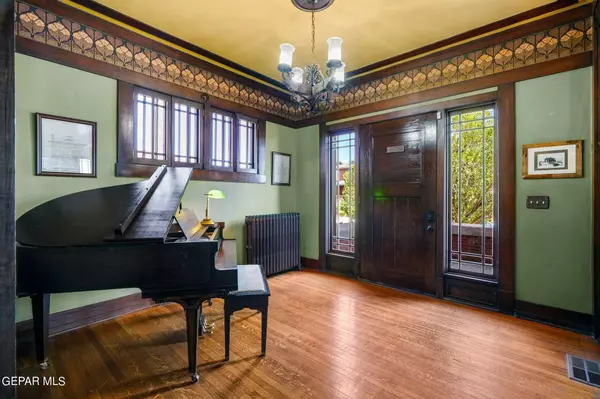 1415 HAWTHORNE Street, El Paso, TX 79902