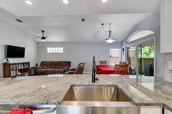 10363 HOMARD BLVD N, Jacksonville, FL 32225