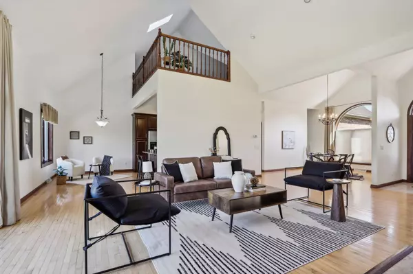 1940 Frawley Drive, Sun Prairie, WI 53590