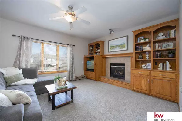 11920 S 51 Street, Papillion, NE 68133