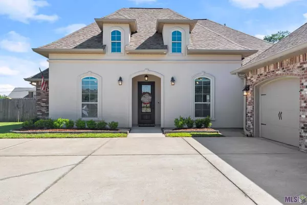 39011 OLD TREE DR, Prairieville, LA 70769