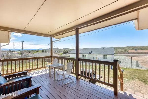 20057 E CLUB Lane, Mayer, AZ 86333