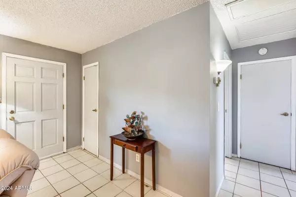 20057 E CLUB Lane, Mayer, AZ 86333