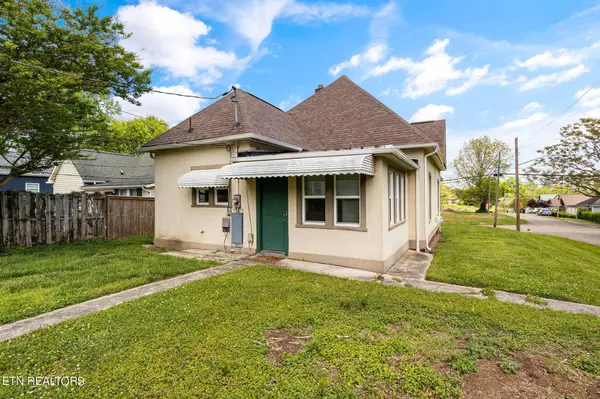 200 Kingwood Rd, Knoxville, TN 37918