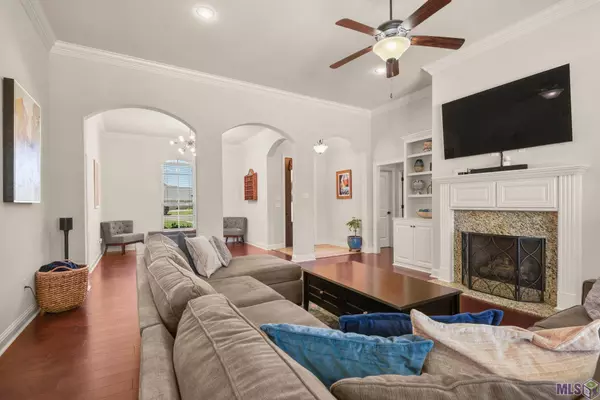 39011 OLD TREE DR, Prairieville, LA 70769