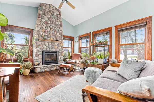 11250 Lambert CT, Hanover, MN 55341