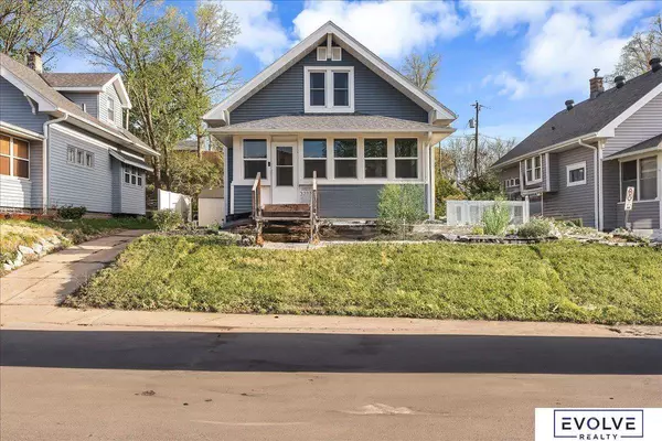 3211 Spring Street, Omaha, NE 68105