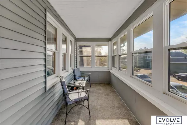 3211 Spring Street, Omaha, NE 68105