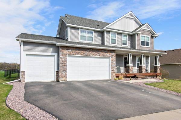 20006 Harvest DR, Lakeville, MN 55044