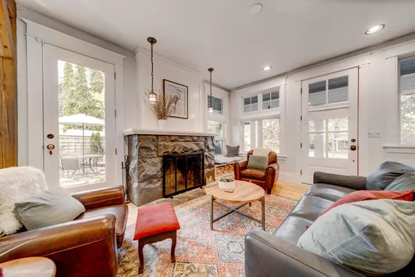 1227 S Adams St, Spokane, WA 99204