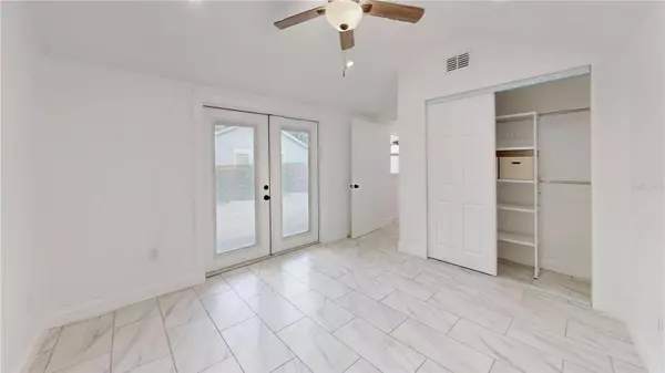 4651 6TH AVE S, St Petersburg, FL 33711