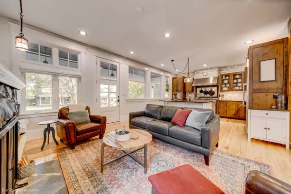 1227 S Adams St, Spokane, WA 99204