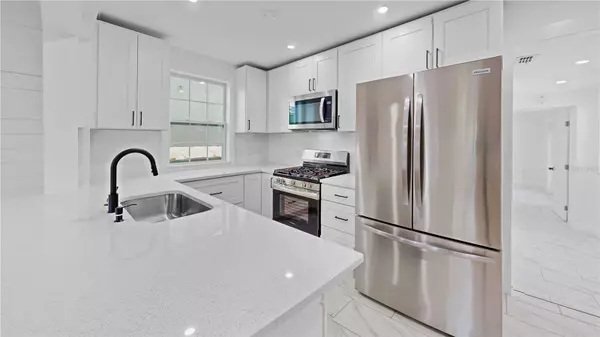 4651 6TH AVE S, St Petersburg, FL 33711