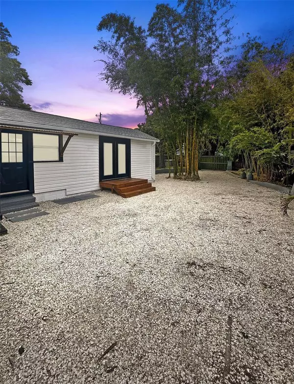 4651 6TH AVE S, St Petersburg, FL 33711