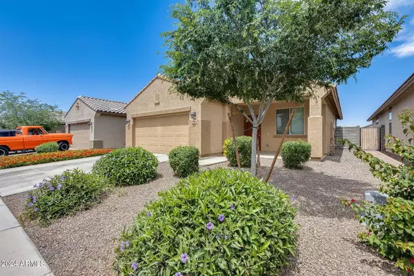 10346 W KINGMAN Street, Tolleson, AZ 85353