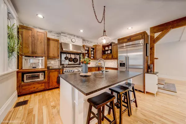 1227 S Adams St, Spokane, WA 99204