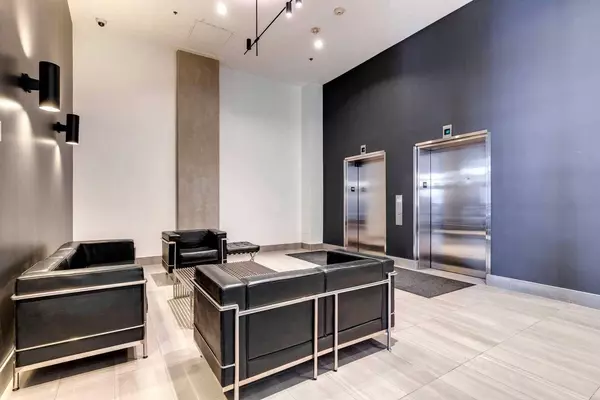 1410 1 ST SE #205, Calgary, AB T2G5T7