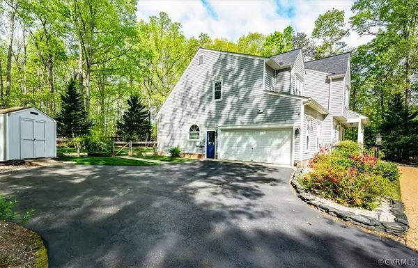 3179 Shadow Creek DR, Powhatan, VA 23139