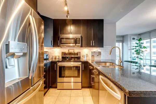 1410 1 ST SE #205, Calgary, AB T2G5T7