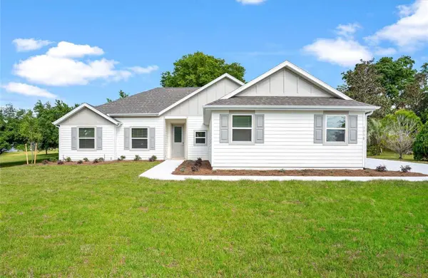 3938 OAK POINTE DR, Lady Lake, FL 32159