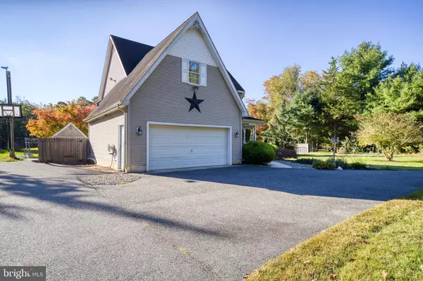 4933 ASCHER RD, Vineland, NJ 08361