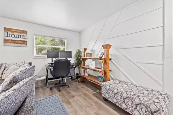 7110 14TH ST N, St Petersburg, FL 33702