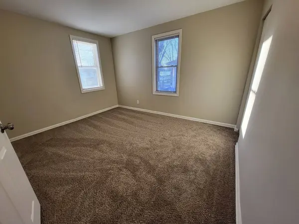 1423 Seymour Avenue, North Chicago, IL 60064