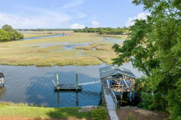 680 Ellis Oak Ave, Charleston, SC 29412