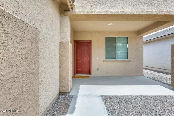 10346 W KINGMAN Street, Tolleson, AZ 85353