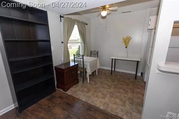 2825 GLENWOOD, Lake Orion, MI 48360