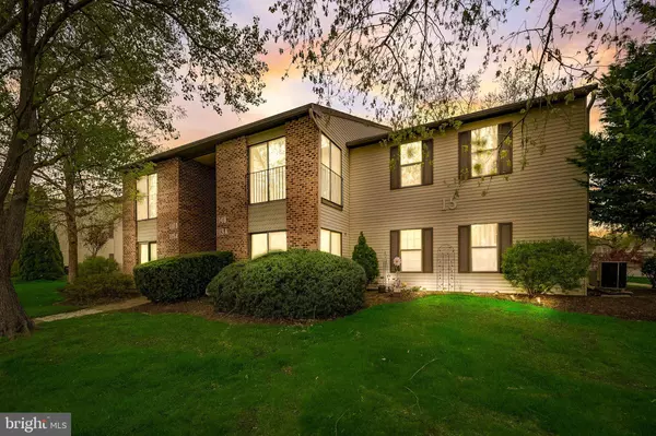 114-B BIRCHFIELD CT, Mount Laurel, NJ 08054