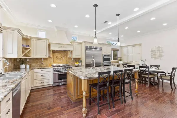 10949 Spicewood CT, San Diego, CA 92130