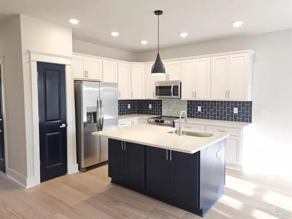 2625 N 8th Ave, Pensacola, FL 32503