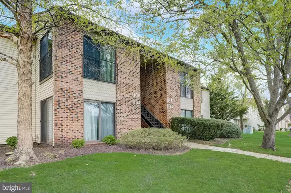 114-B BIRCHFIELD CT, Mount Laurel, NJ 08054