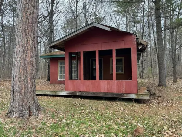 7878 Evergreen Avenue, Hayward, WI 54843